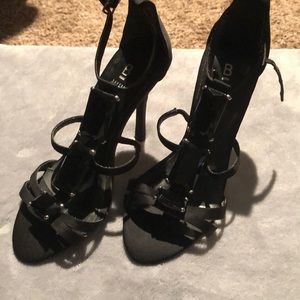Black Bakers Dress heels